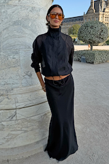 caption_Model is 5ft7” and wears size M