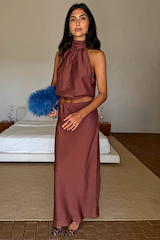 caption_Model is 5ft7” and wears UK size 10/ US 6 