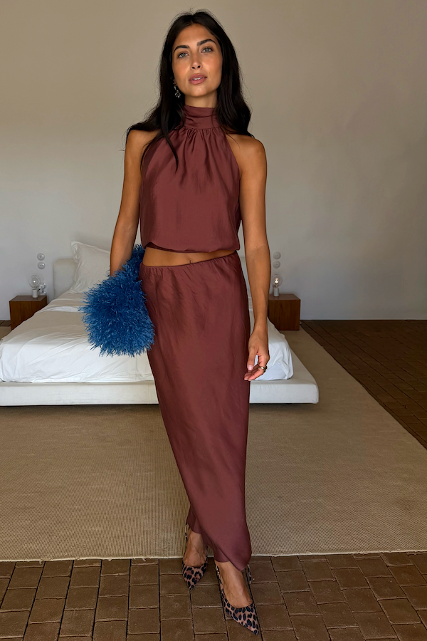 caption_Model is 5ft7” and wears UK size 10/ US 6 