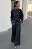 caption_Model is 5ft7” and wears size M
