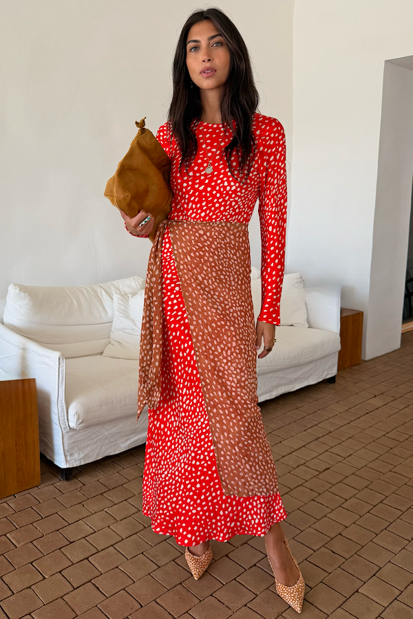 caption_Model is 5ft7” and wears UK size 10/ US 6 

