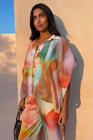 Abstract Cape Shirt in a multicoloured print, featuring a relaxed silhouette and button-up front for a vacation look.