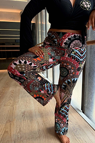 caption_Model is 5ft9” and wears UK size 18/ US 14