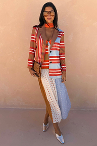 caption_Model is 5ft7” and wears UK size 10/ US 6 