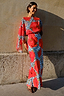 Thumbnail for caption_Model is 5ft7” and wears UK size 10/ US 6 