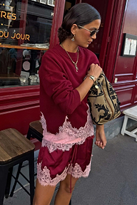 caption_Model is 5ft7” and wears UK size 10/ US 6 