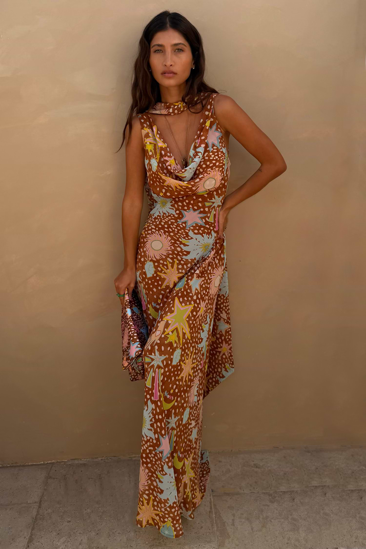 bohemian love style sophie dress Star Deer Dress, Multi-wear Detachable Scarf This sleeveless mini features Color:Silk and Wool Black Boho maxi guest of wedding 90s Rapper Style