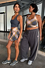 caption_Model is 5ft7” and wears UK size 10/ US 6 