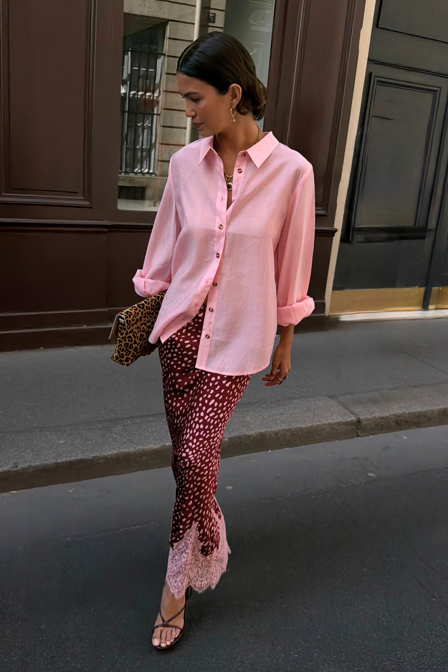 Model is 5ft7” and wears size M