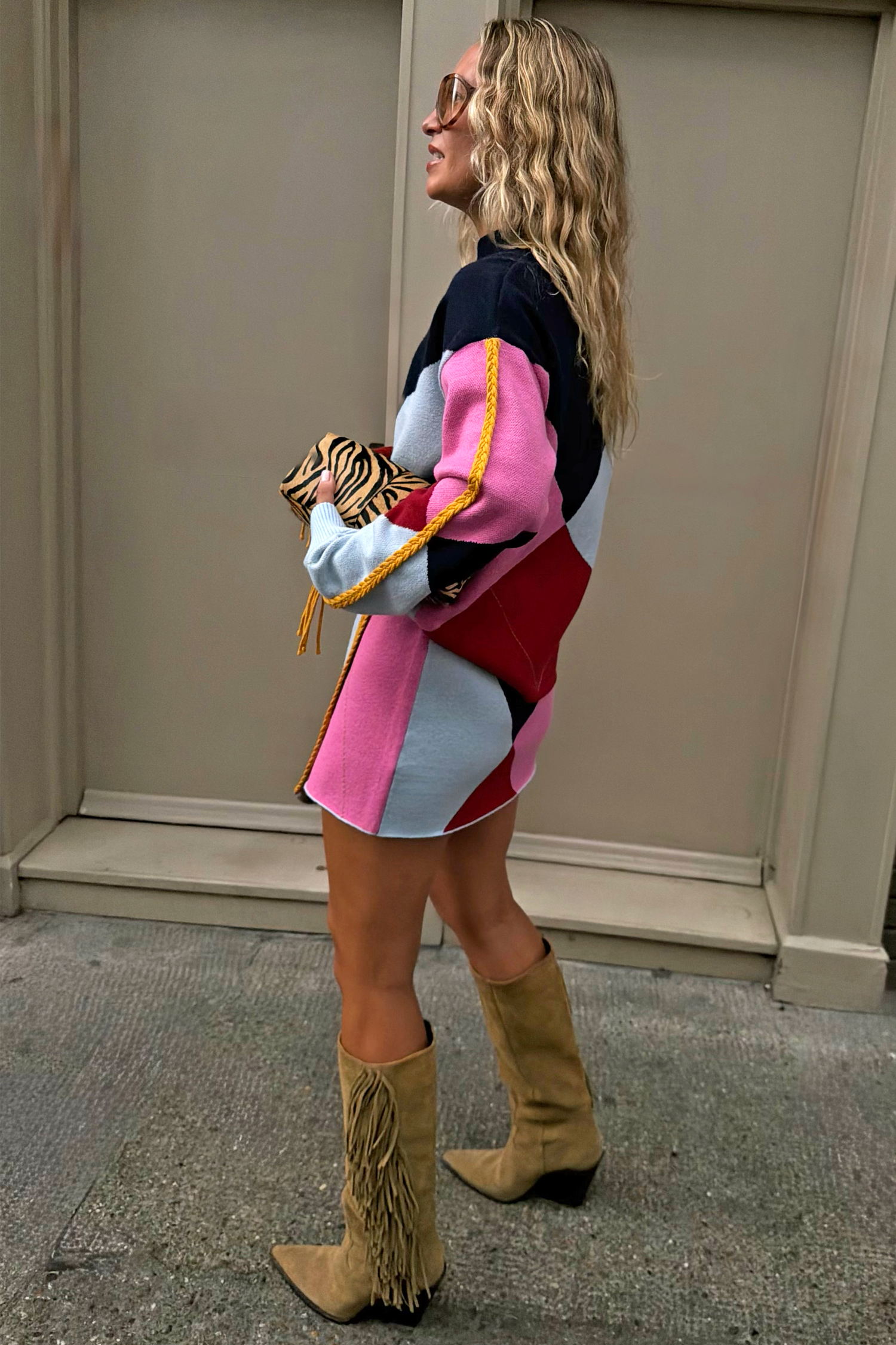 Model is 5ft5” and wears size M