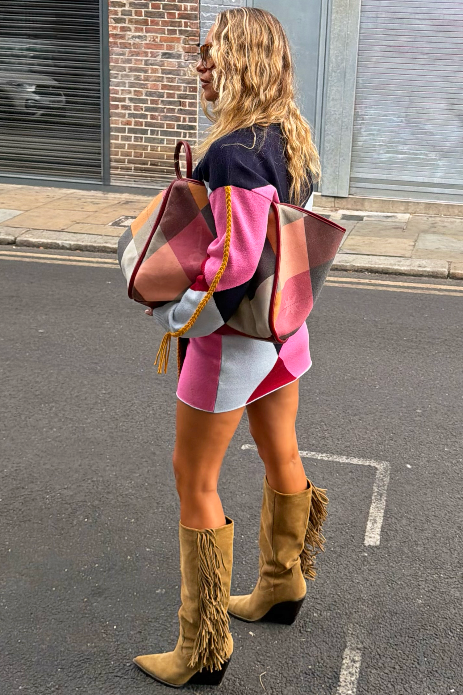 Model is 5ft5” and wears size M