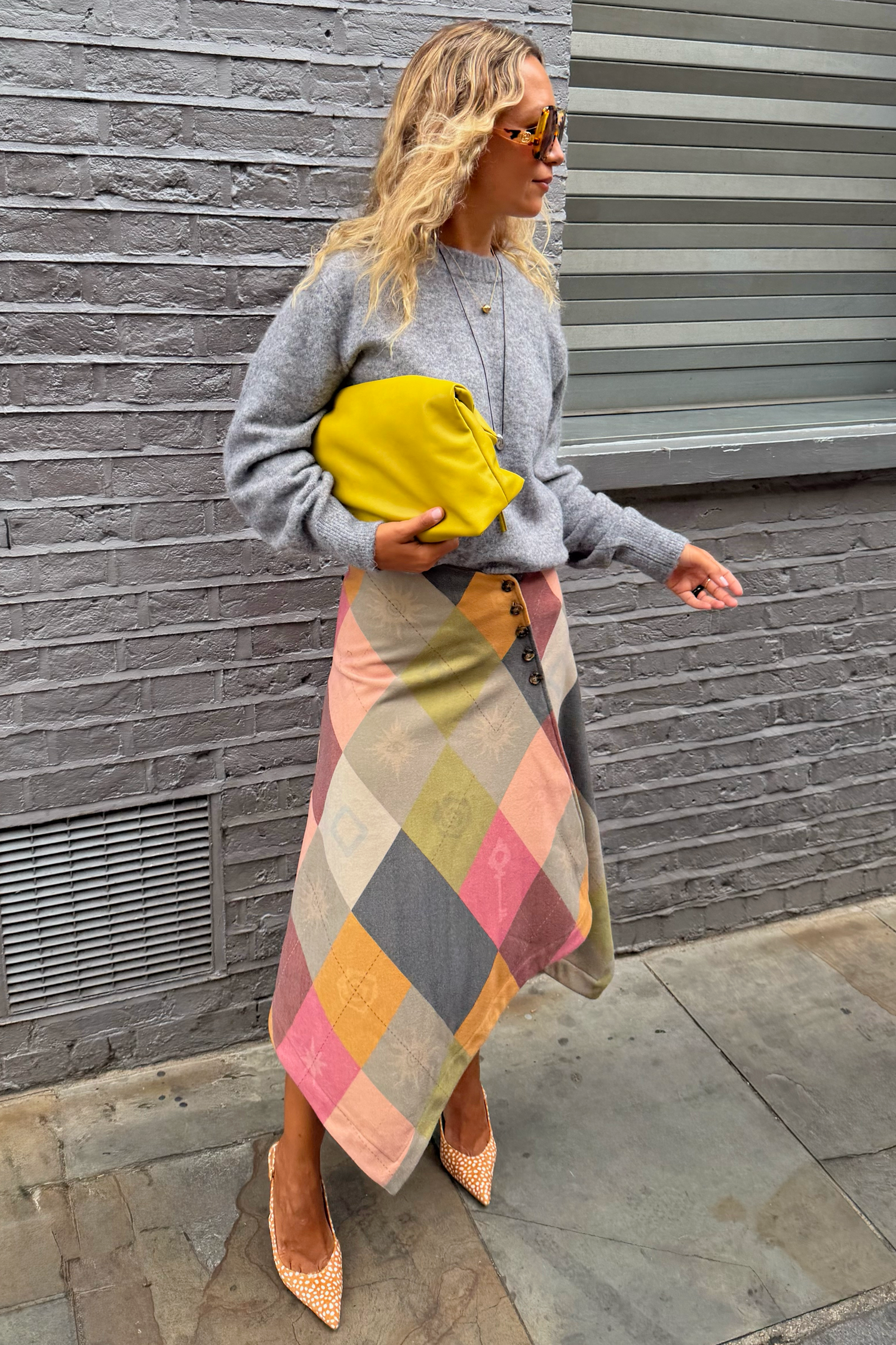 Model is 5ft5” and is UK size 8, wearing UK size 10