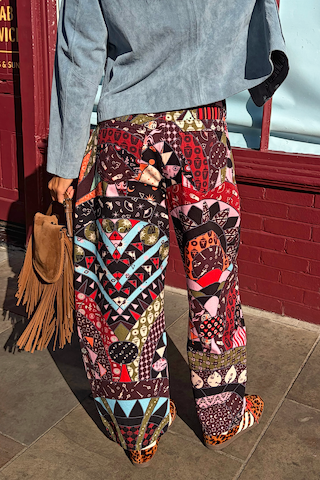 Model is 5ft5” and is UK size 8, wearing UK size 10