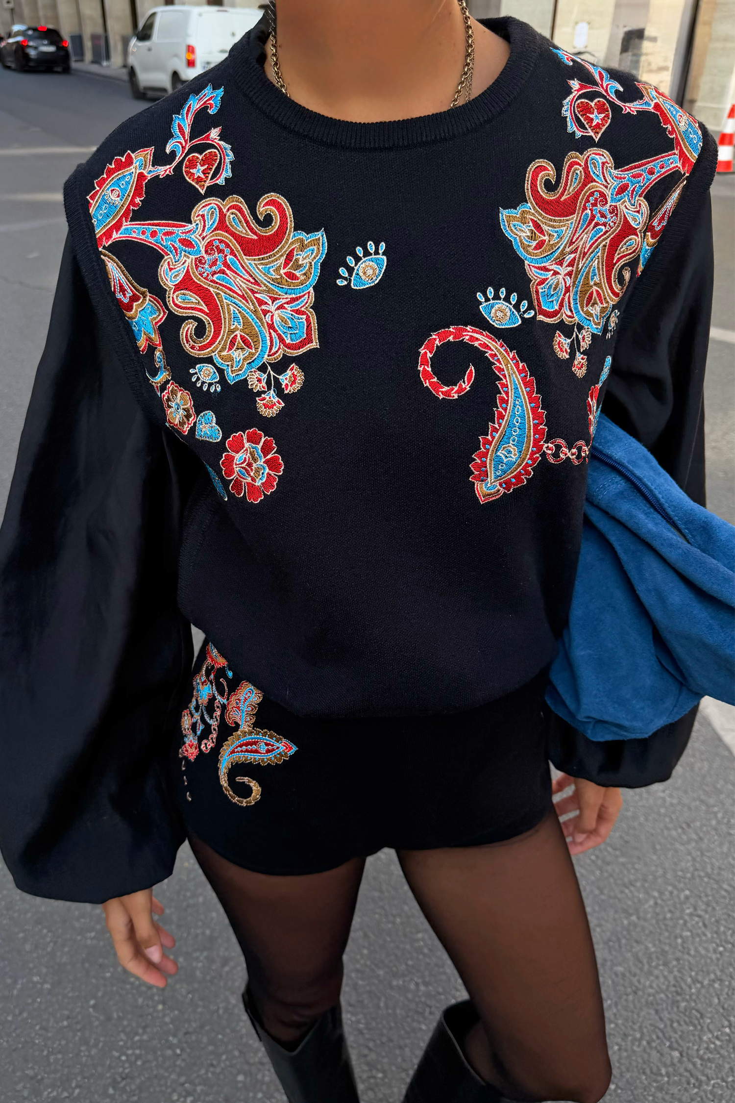 Model is 5ft7” and wears size M