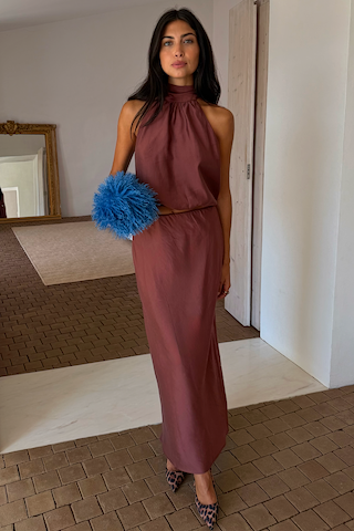 Model is 5ft7” and wears UK size 10/ US 6
