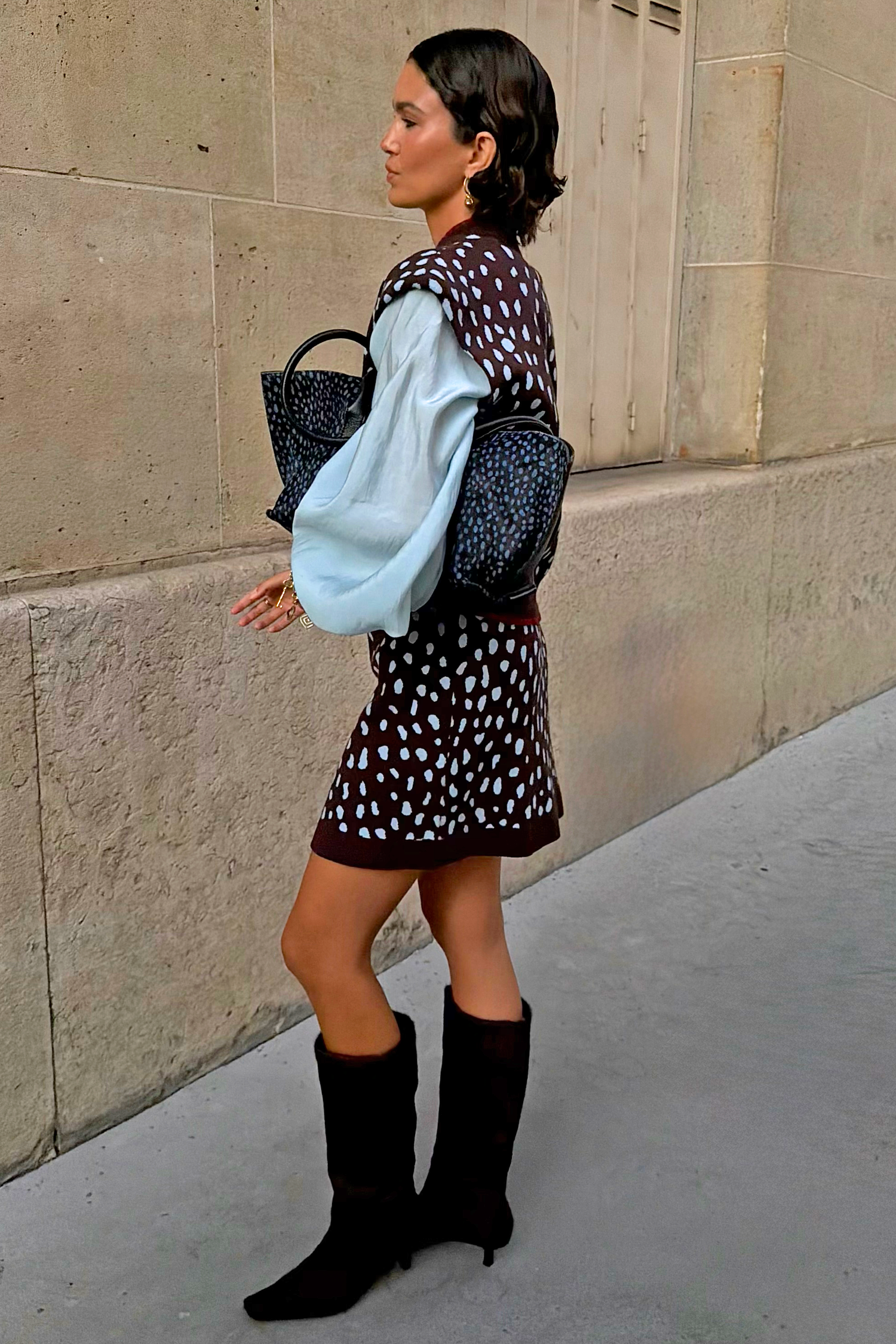 Model is 5ft7” and wears size M