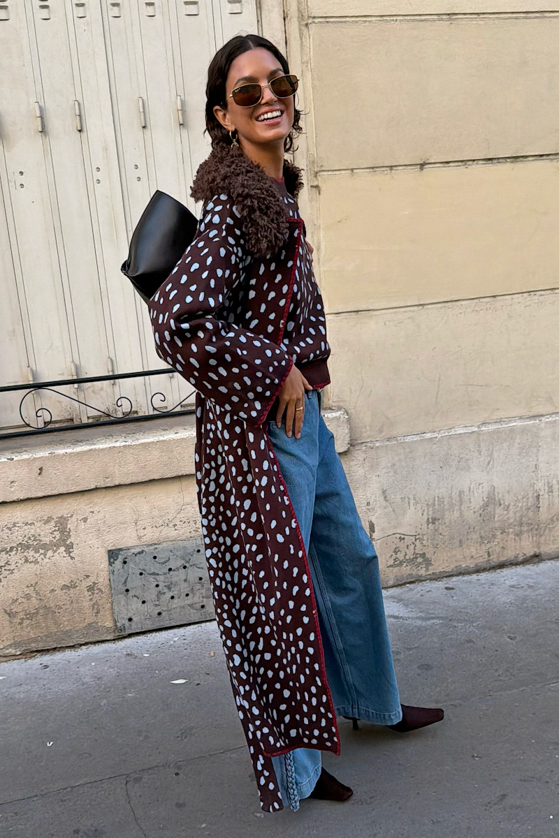 Model is 5ft7” and wears size M