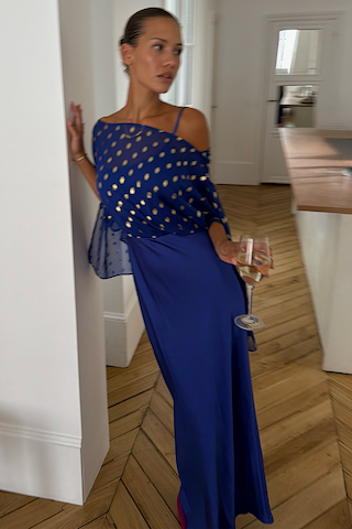 Model is 5ft5” and is wearing UK size 8