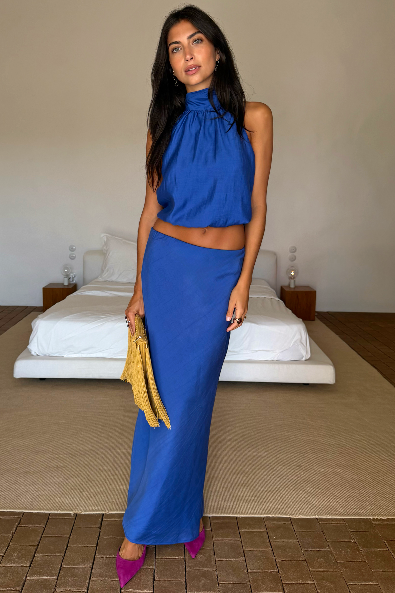 Model is 5ft7” and wears UK size 10/ US 6