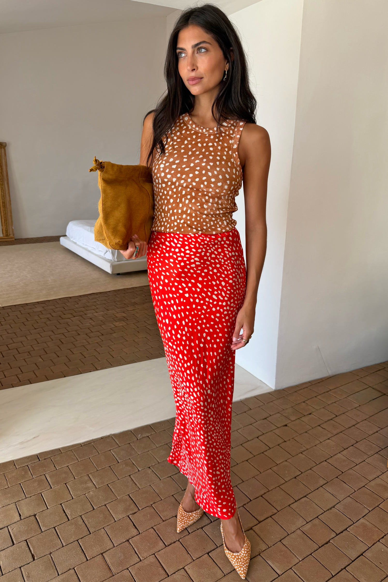 Model is 5ft7” and wears size M