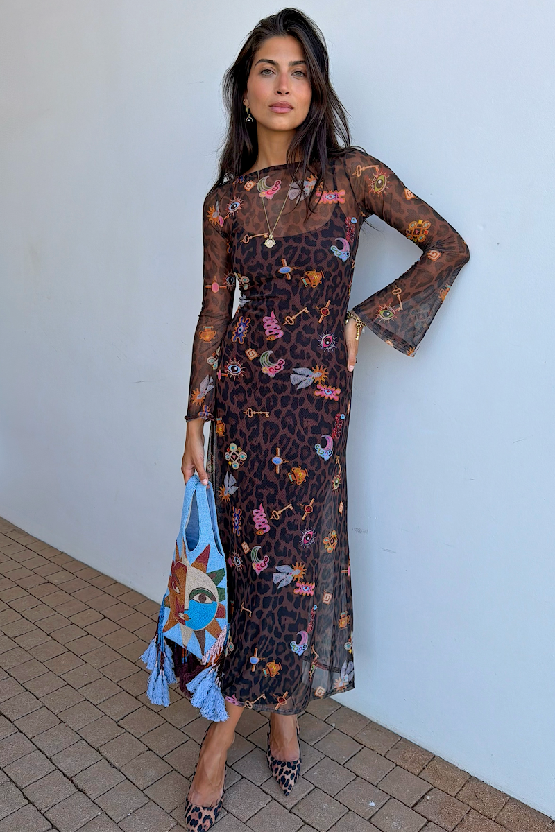 Model is 5ft7” and wears UK size 10/ US 6