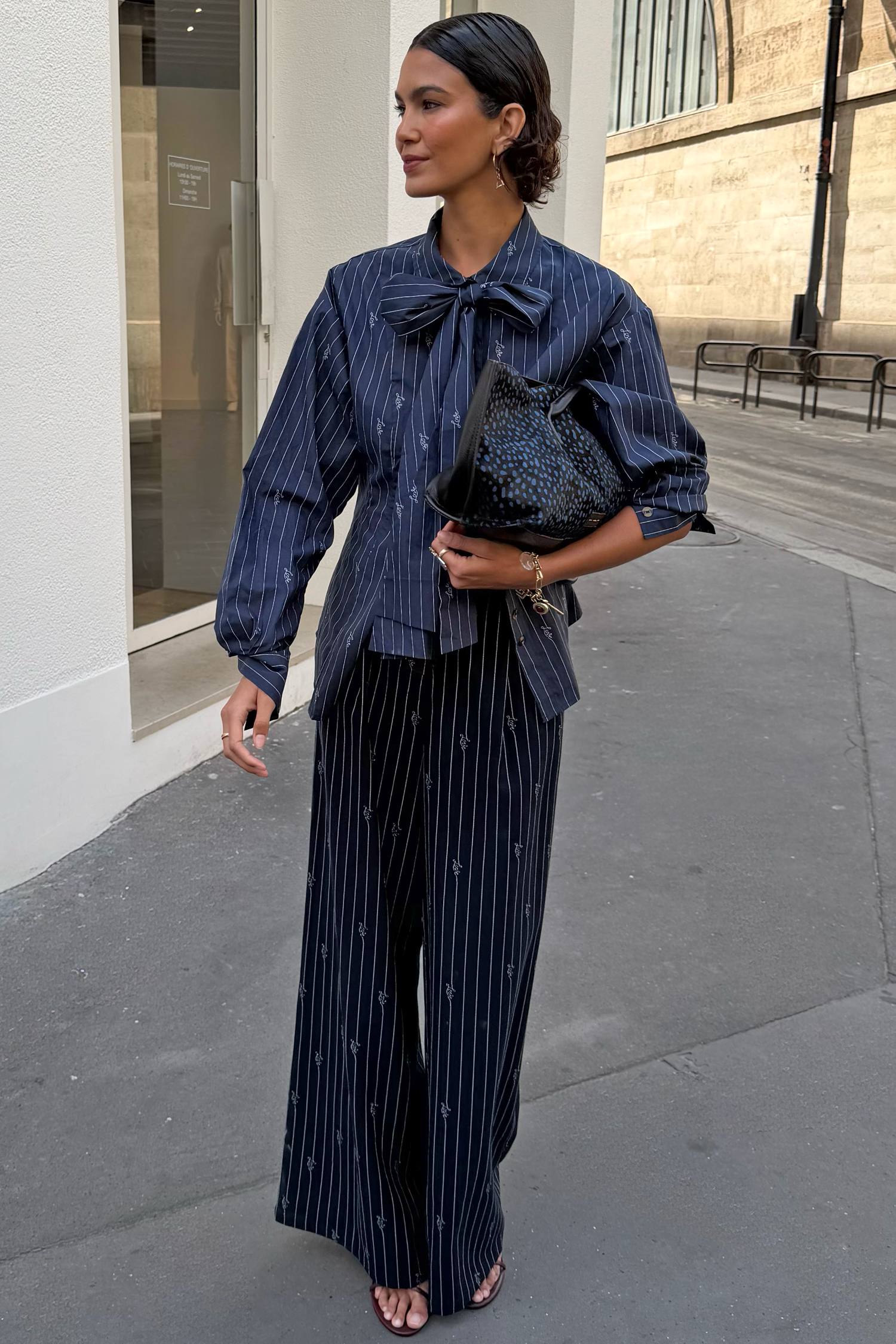 Model is 5ft7” and is UK size 8, wearing UK size 10