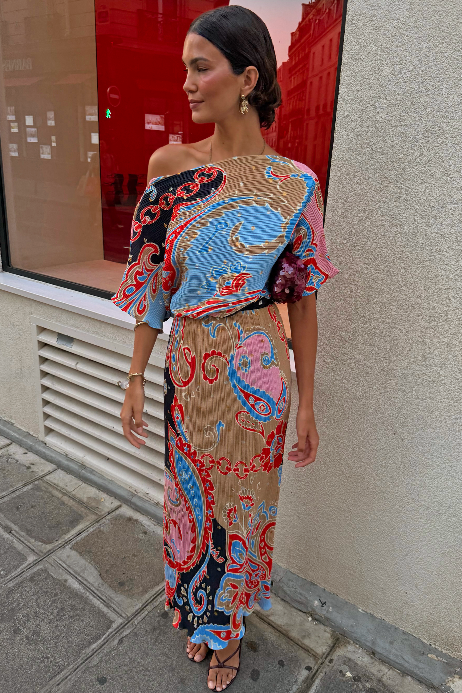 Model is 5ft7” and wears size M