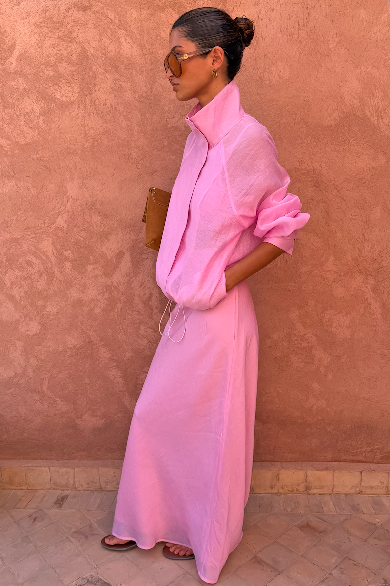 Model is 5ft4” and wears size M
