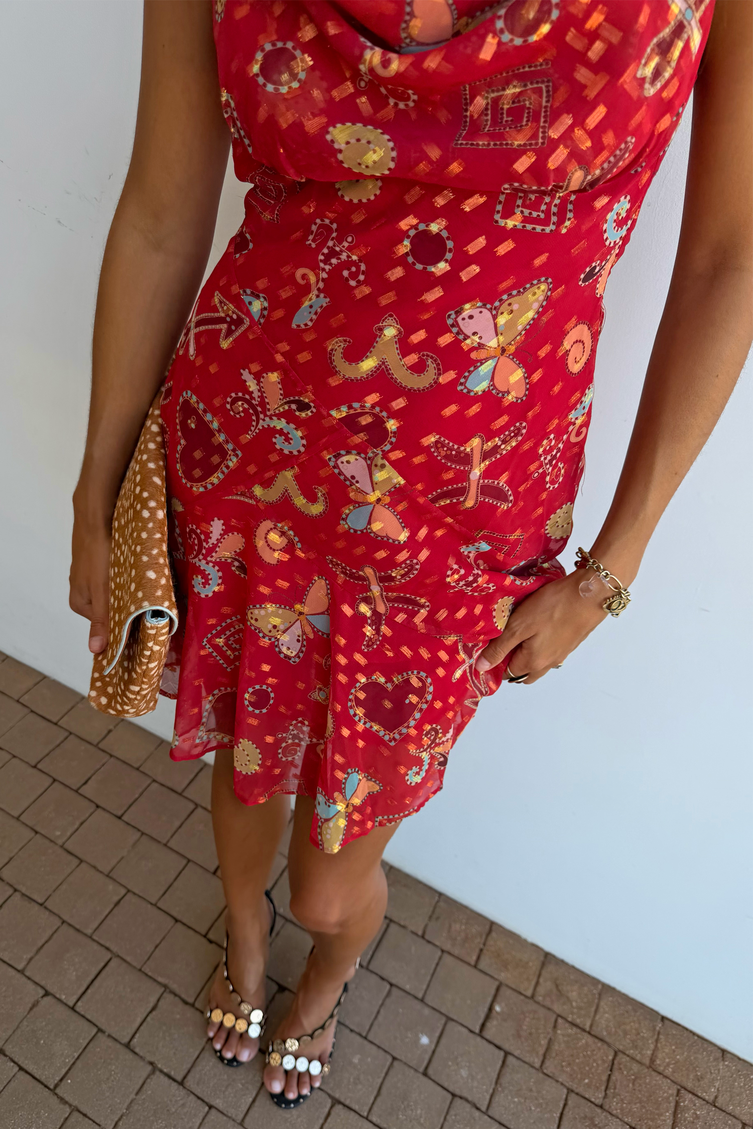 Model is 5ft7” and wears UK size 10/ US 6