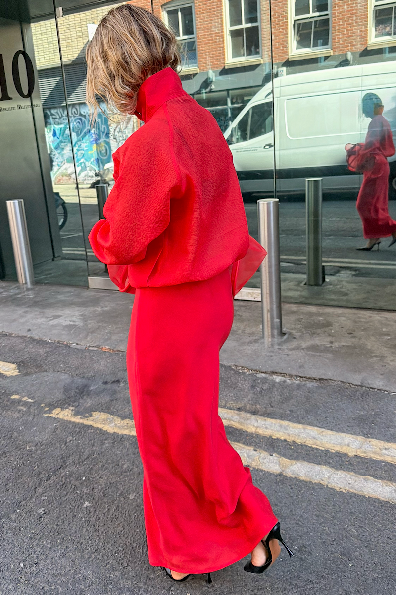 Model is 5ft5” and is UK size 8, wearing UK size 10