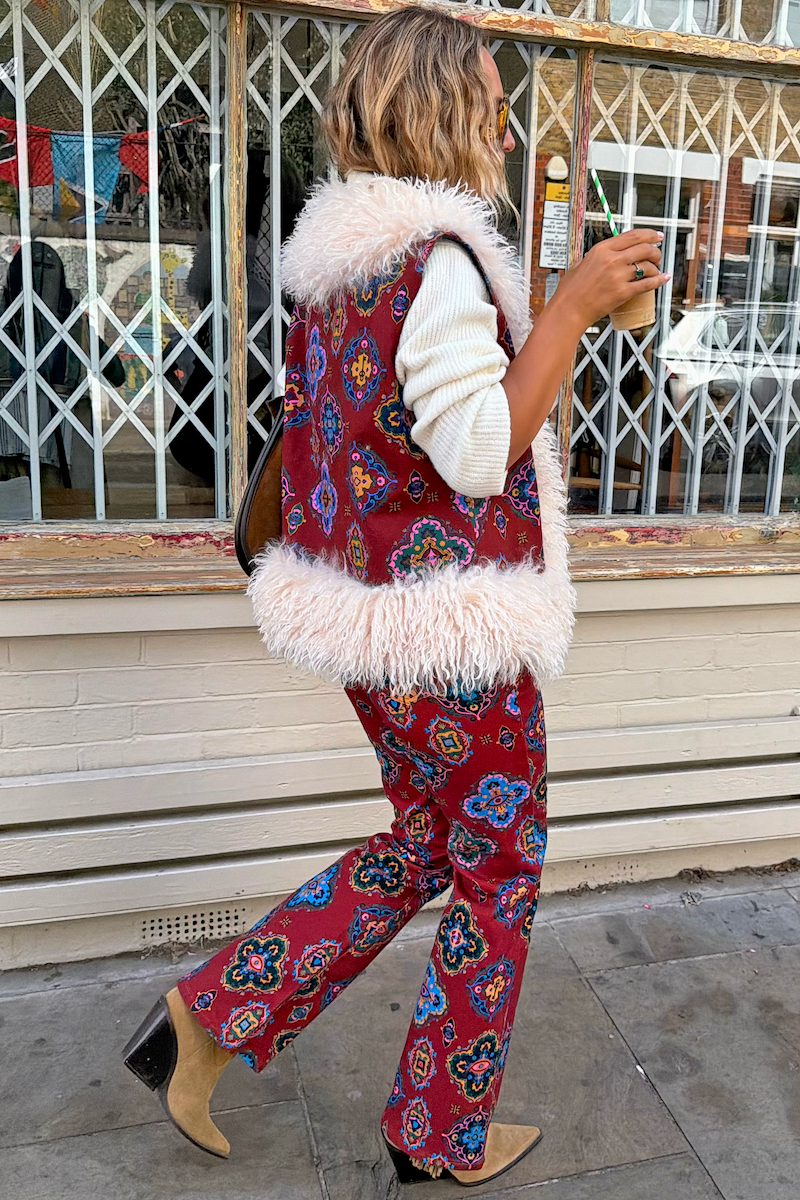 Model is 5ft5” and is UK size 8, wearing UK size 10