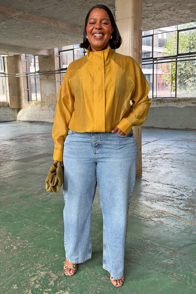 Model is 5ft6” and wears UK size 18/ US 4