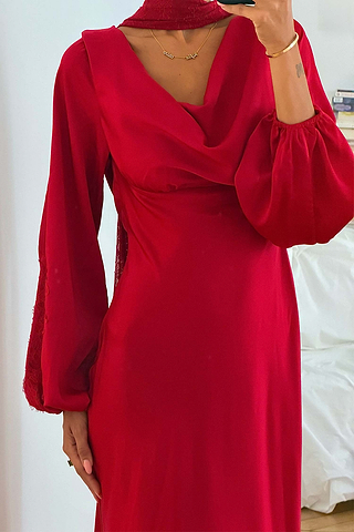 Model is 5ft4” and wears UK size 8/ US 4
