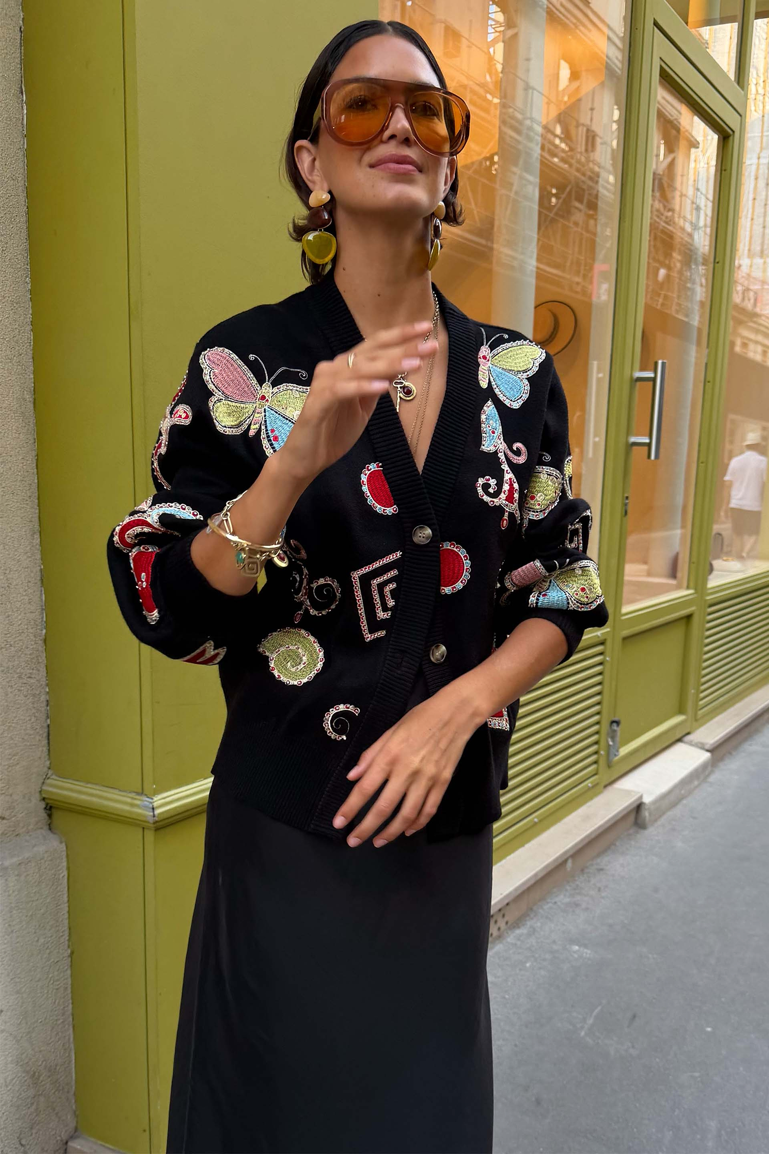 Model is 5ft7” and wears size M