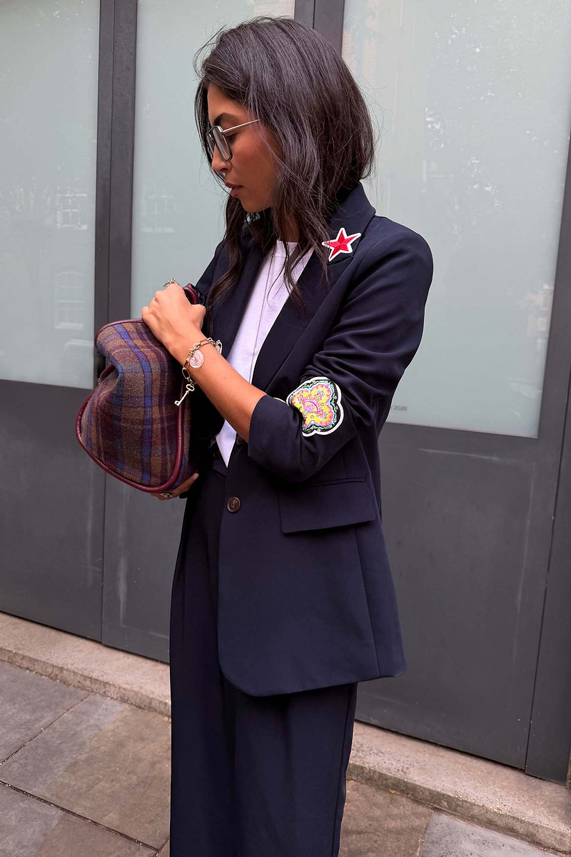 Model is 5ft7” and wears UK size 10/ US 6
