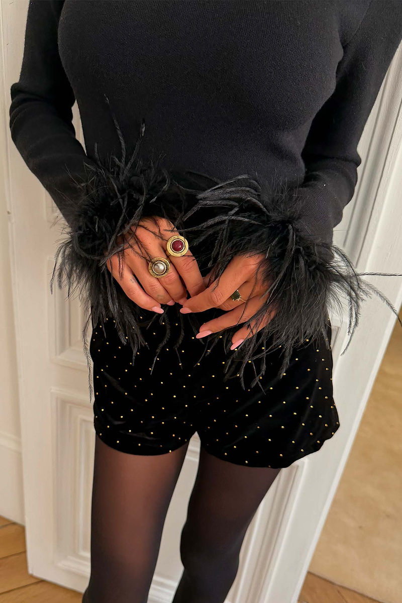 Model is 5ft4” and wears UK size 8/ US 4