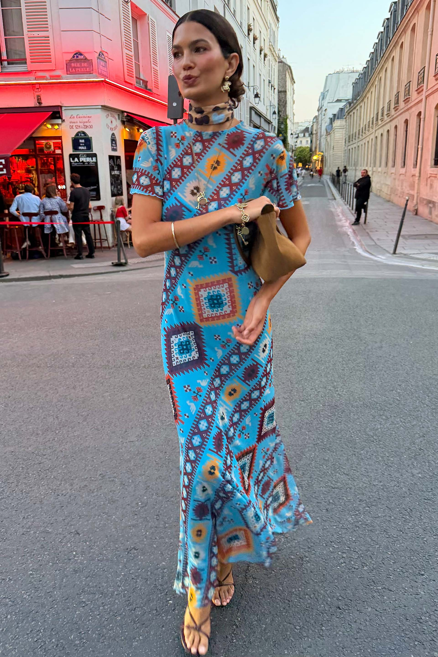 Model is 5ft7” and wears UK size 10/ US 6