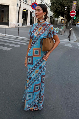 Model is 5ft7” and wears UK size 10/ US 6