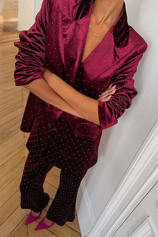 Model is 5ft4” and wears UK size 8/ US 4