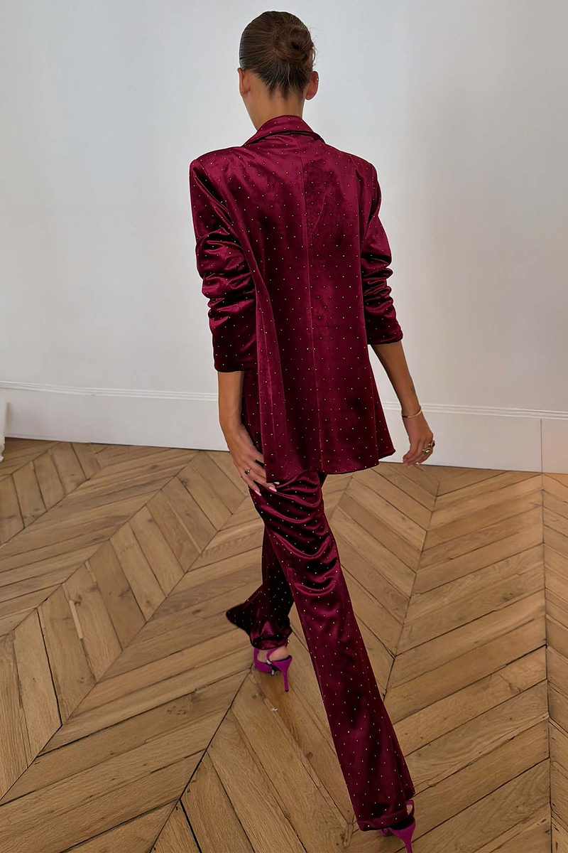 Model is 5ft4” and wears UK size 8/ US 4