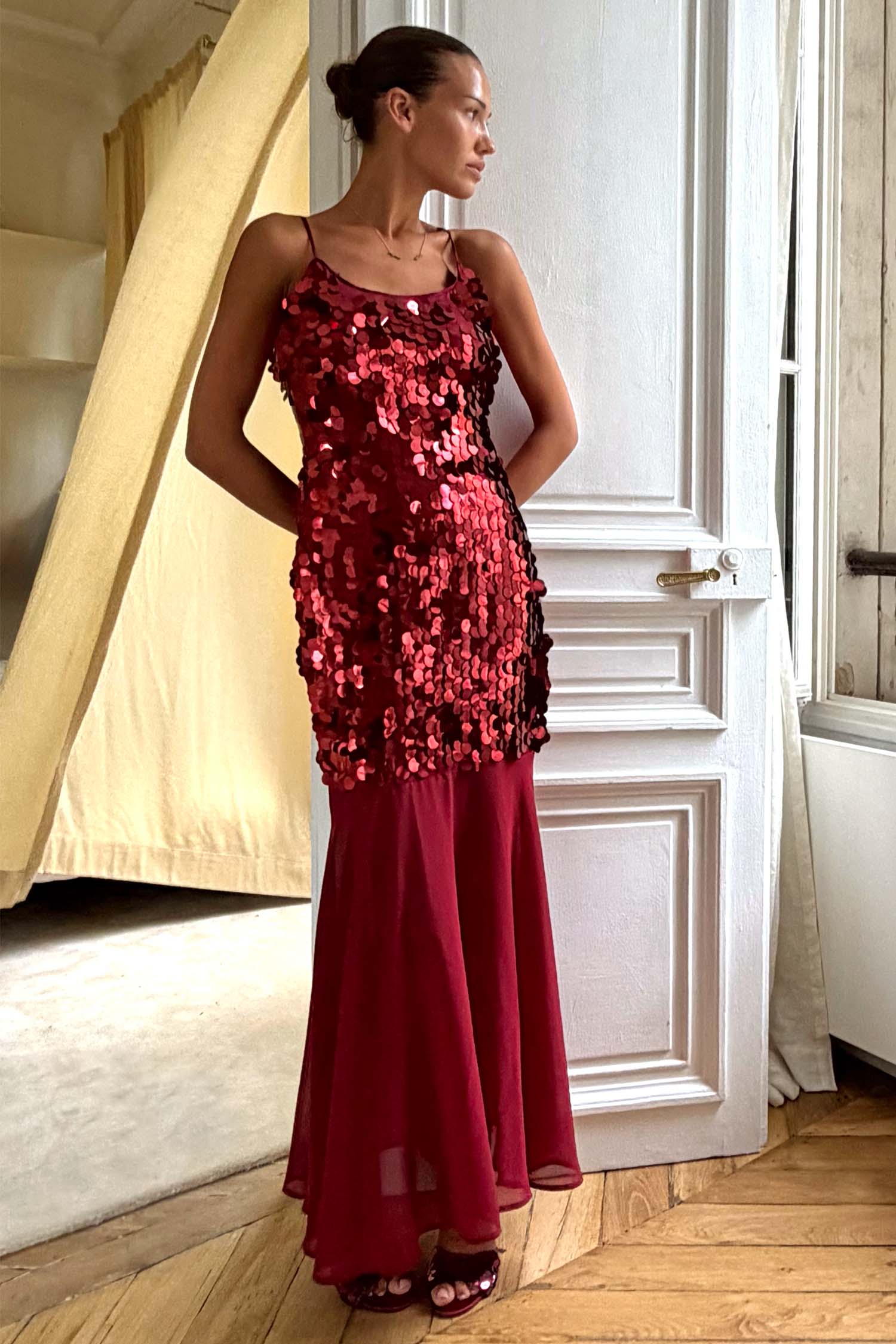 Model is 5ft4” and wears UK size 8/ US 4