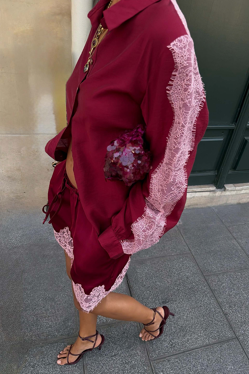 Model is 5ft7” and wears UK size 10/ US 6