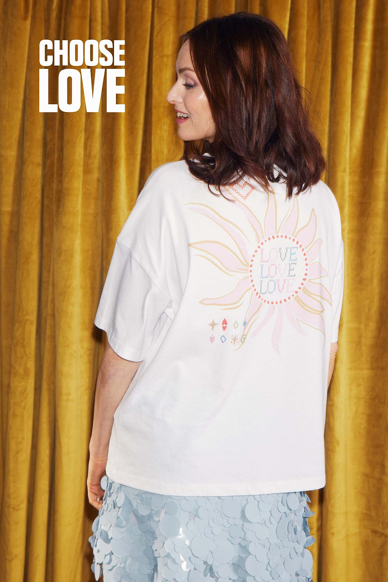 Choose Love T-Shirt 2026