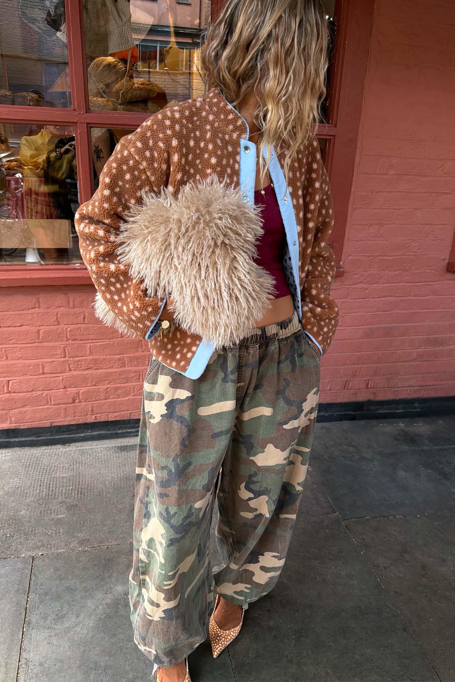 Model is 5ft5” and wears size M