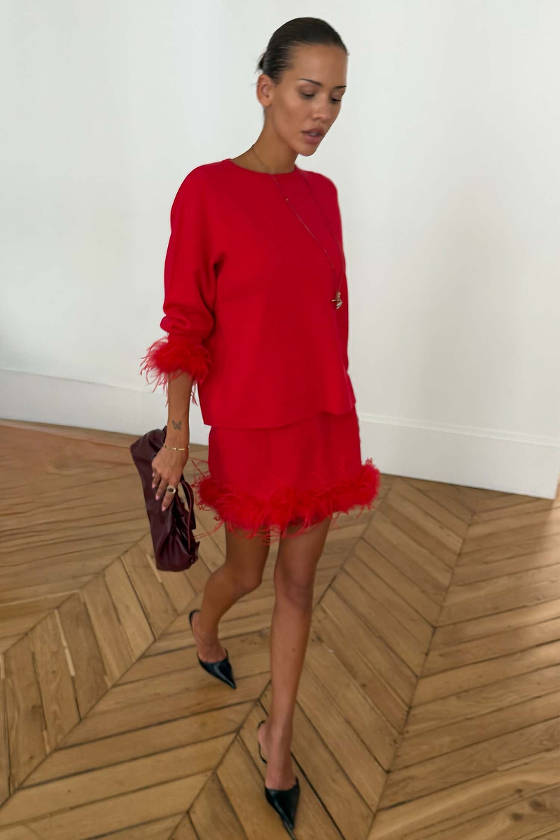Model is 5ft4” and wears size S