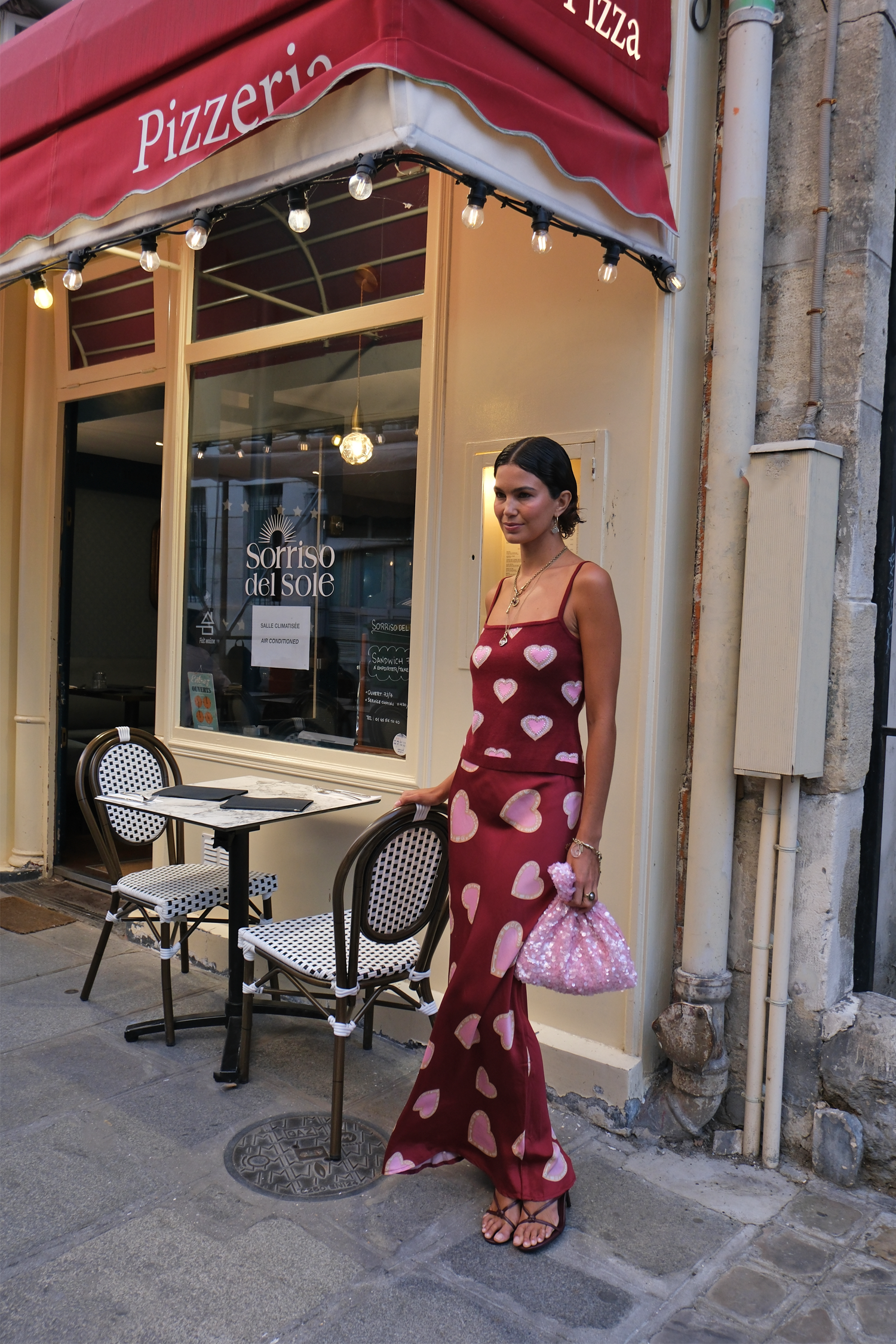 Model is 5ft7” and wears size M