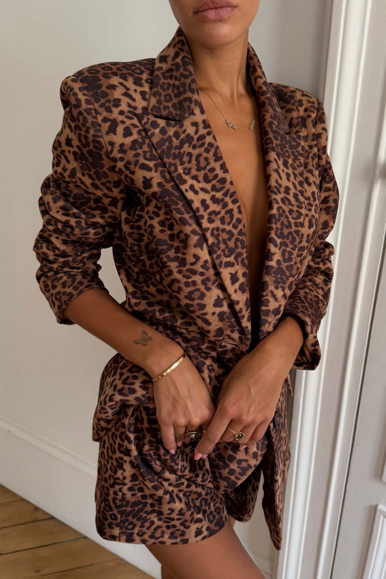 Model is 5ft4” and wears UK size 10/ US 6
