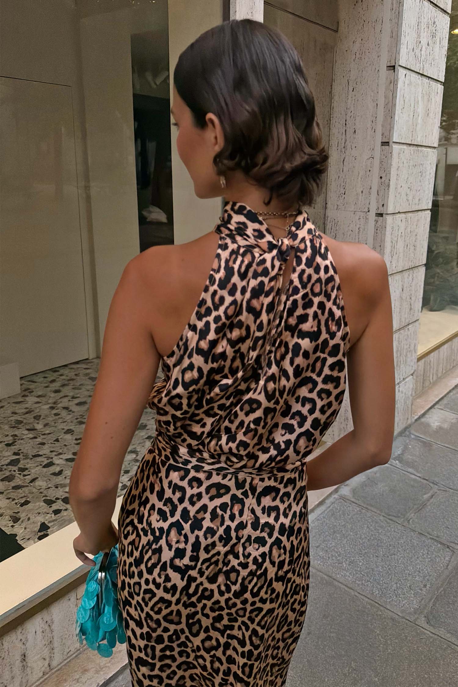 Model is 5ft7” and wears UK size 10/ US 6