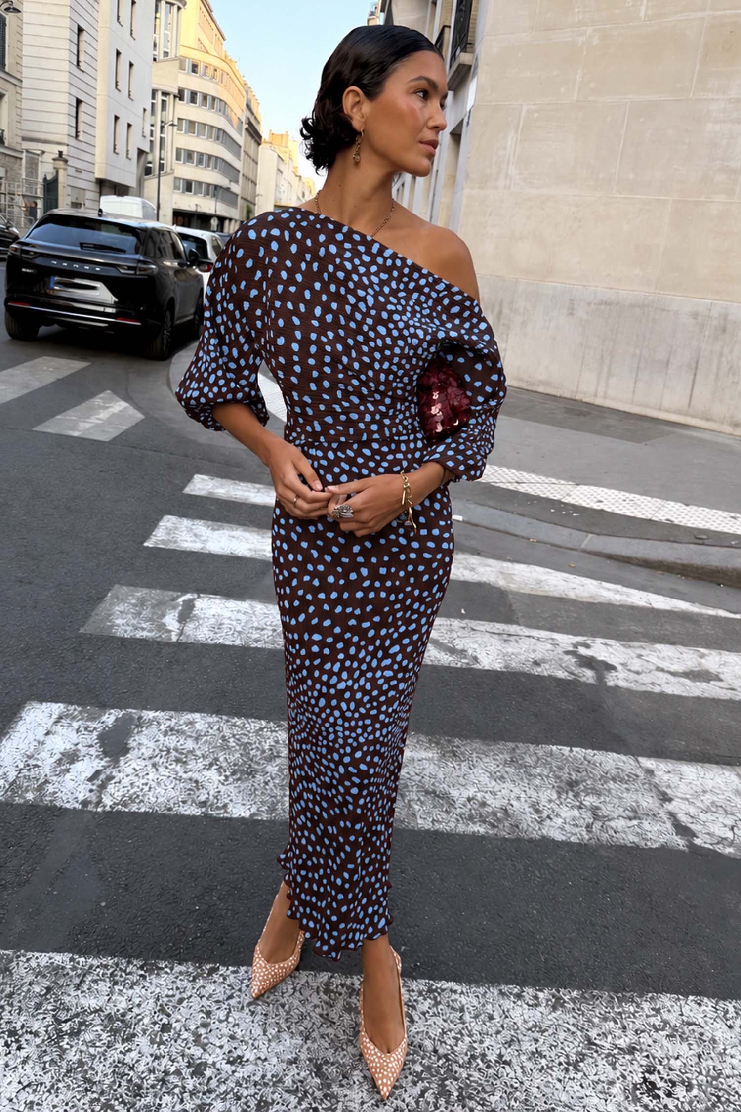 Model is 5ft7” and wears size M