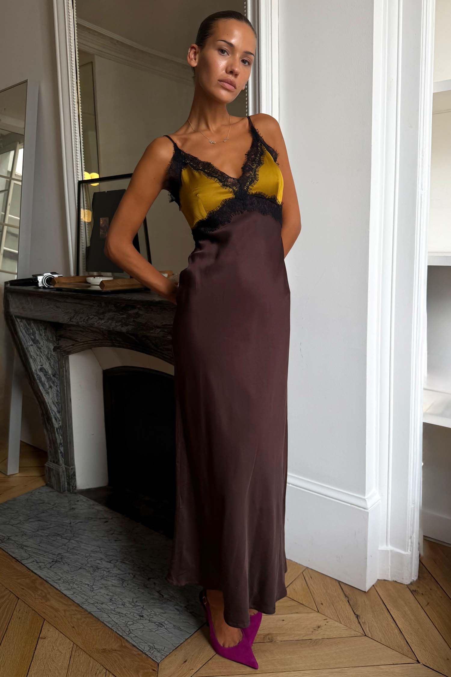 Model is 5ft4” and wears UK size 8/ US 4